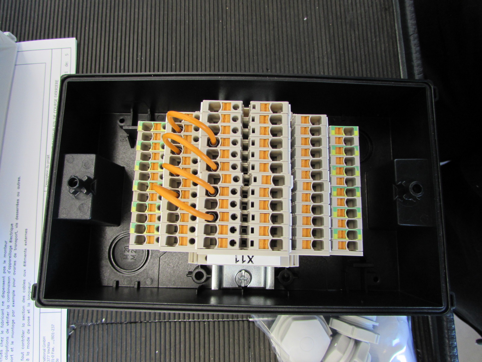 Control cabinet for feedcart 5R